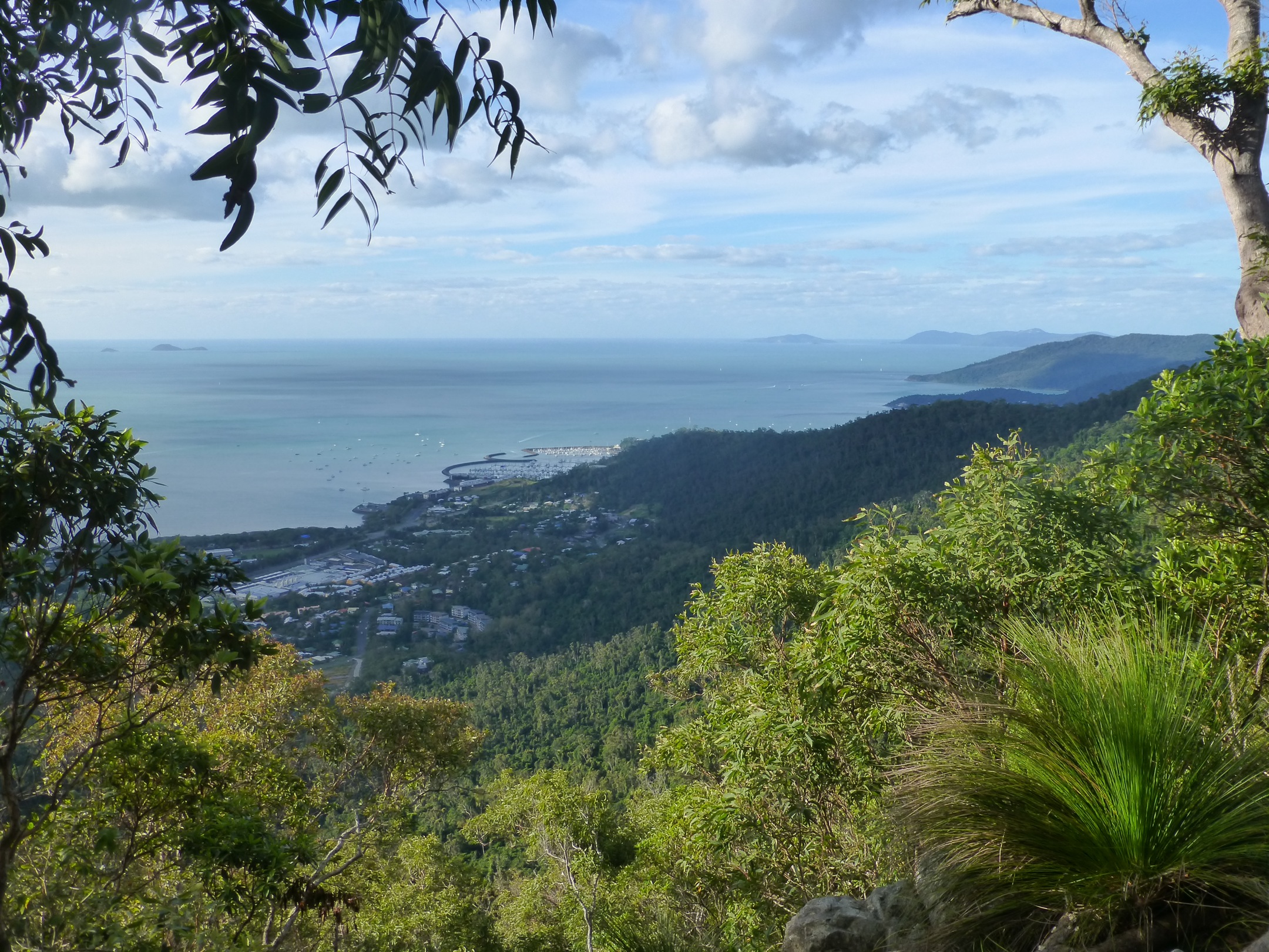 40km – Hiking near Airlie Beach (Conway National Park)